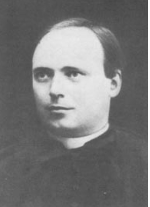 Headshot of Father Thomas Albert